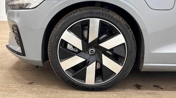 Used Volvo V60 2025 for sale - 76239054: Photo 16