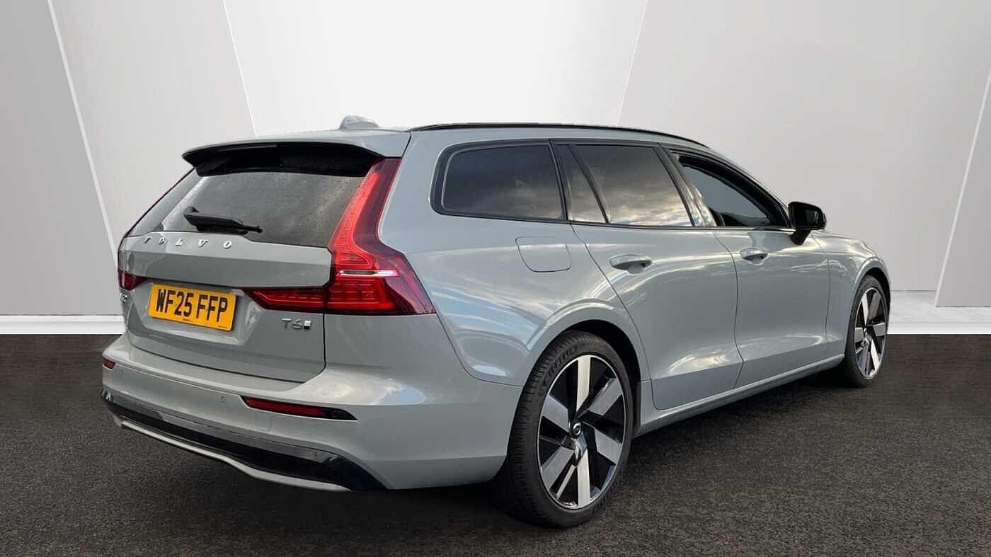 Used Volvo V60 2025 for sale - 76239054: Photo 2