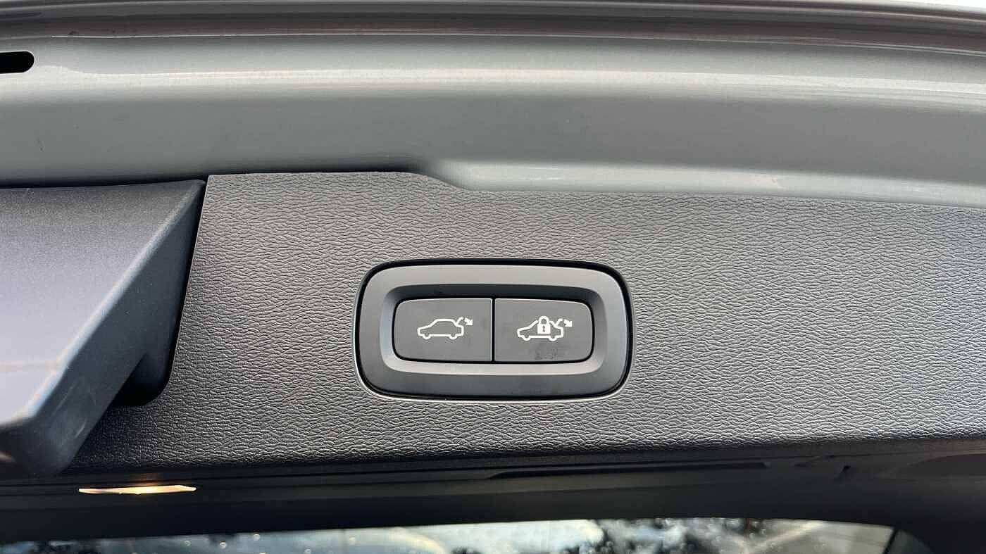 Used Volvo V60 2025 for sale - 76239054: Photo 36