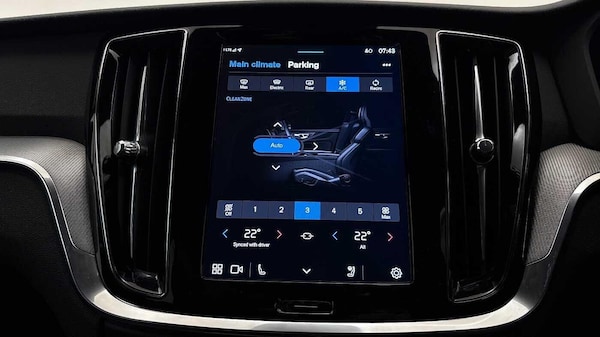 Used Volvo V60 2025 for sale - 76239054: Photo 39