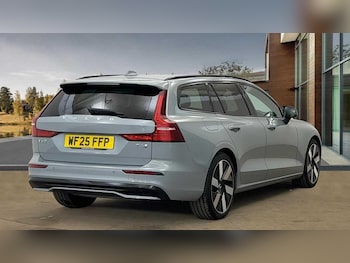 Used Volvo V60 2025 for sale - 76239054: Photo 3