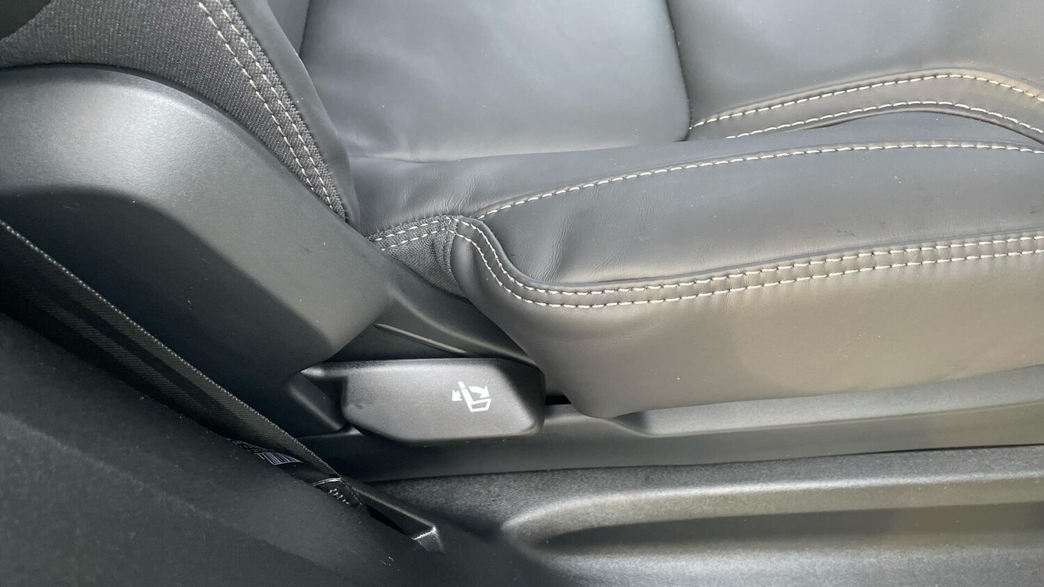 Used Volvo XC90 2025 for sale - 77395828: Photo 14