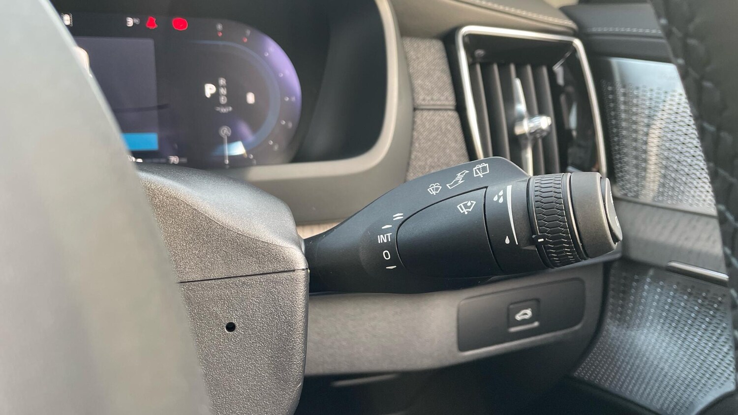 Used Volvo XC90 2025 for sale - 77395828: Photo 23