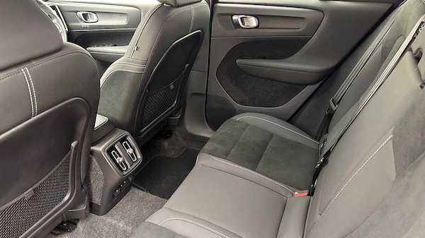 Used Volvo XC40 2024 for sale - 76240285: Photo 13