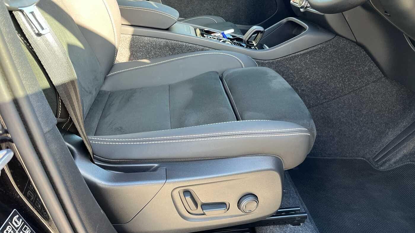 Used Volvo XC40 2024 for sale - 76240285: Photo 31