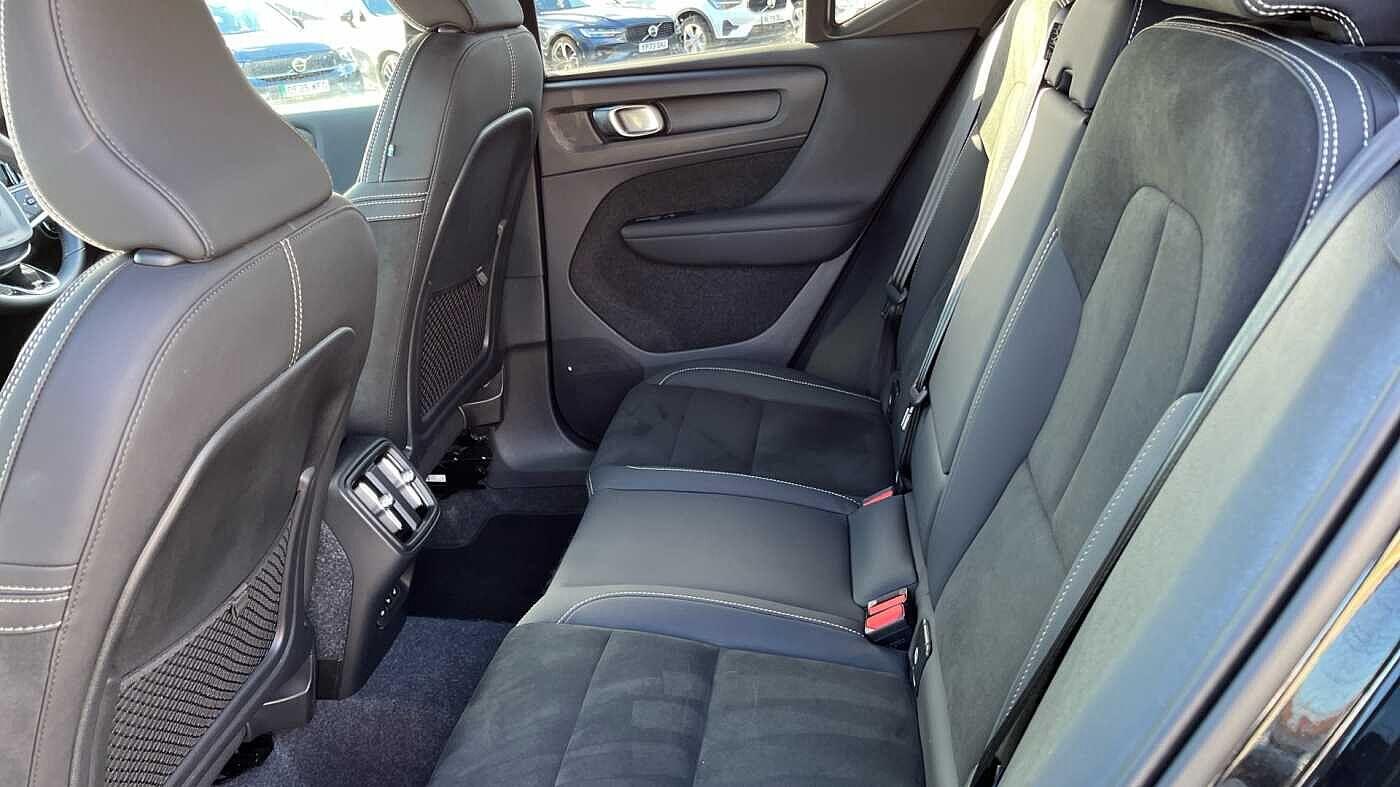 Used Volvo XC40 2024 for sale - 76240285: Photo 33