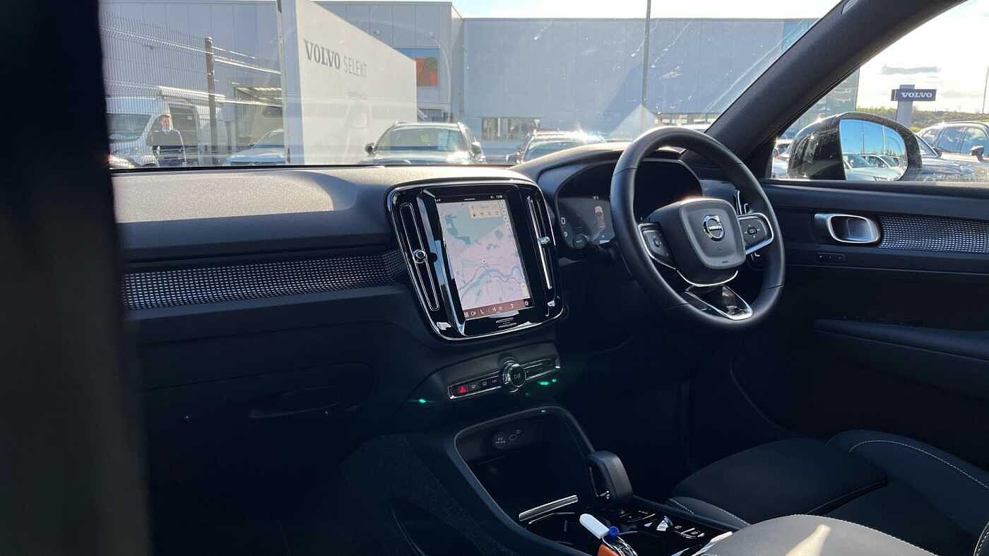 Used Volvo XC40 2024 for sale - 76240285: Photo 41