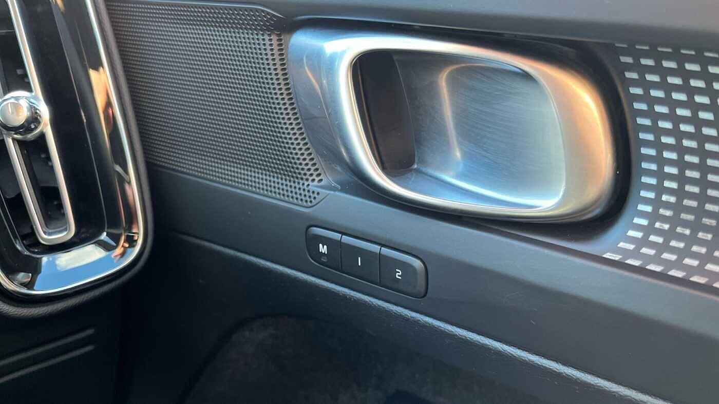 Used Volvo XC40 2024 for sale - 76240285: Photo 50