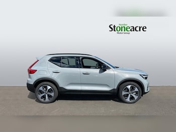 Used Volvo XC40 2026 for sale - 79092899: Photo