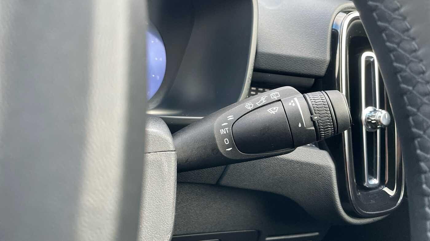 Used Volvo XC40 2025 for sale - 77052444: Photo 54