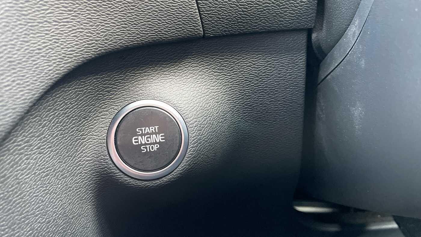 Used Volvo XC40 2025 for sale - 77052444: Photo 58