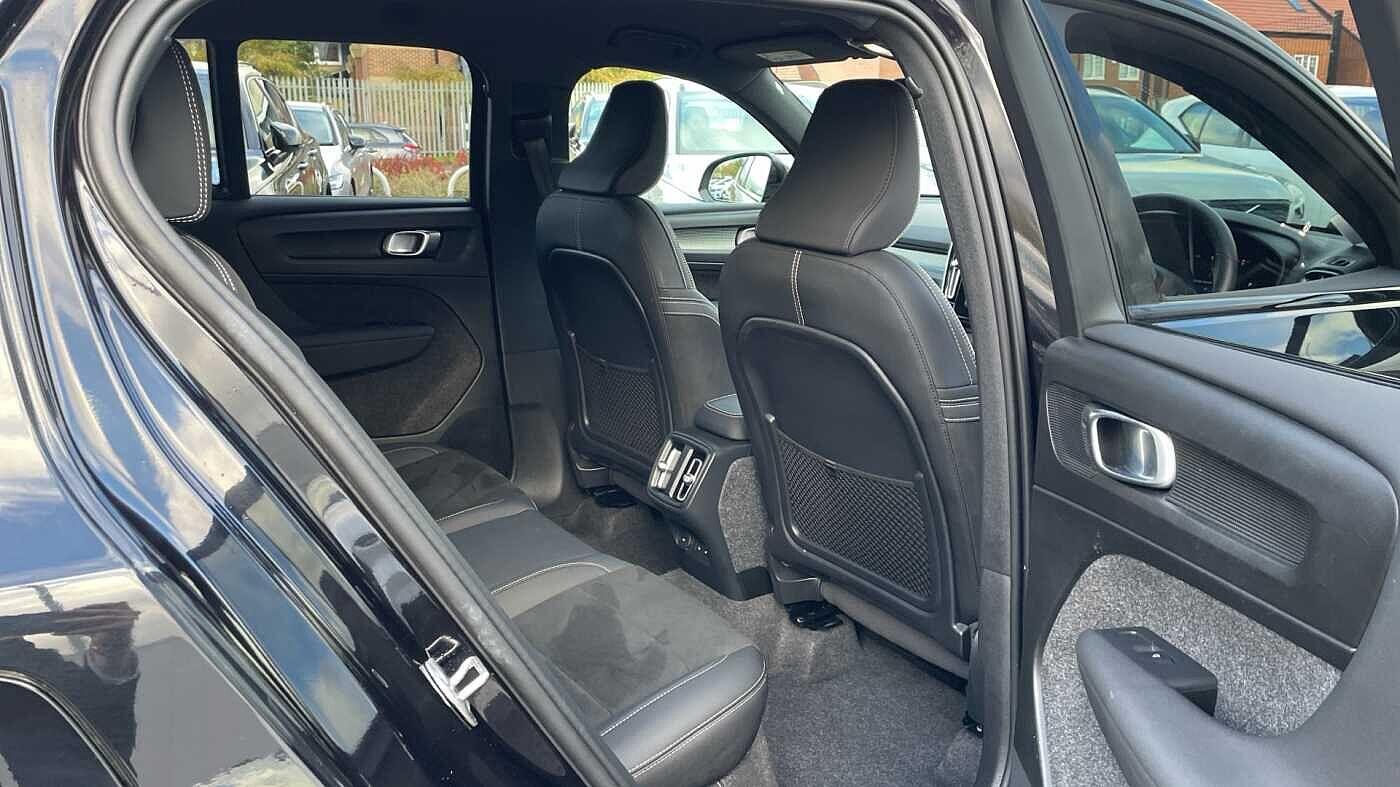 Used Volvo XC40 2025 for sale - 77052444: Photo 6