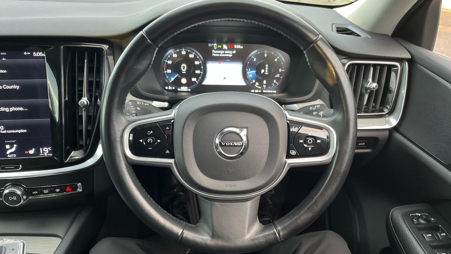 Used Volvo V60 2021 for sale - 77411516: Photo 10