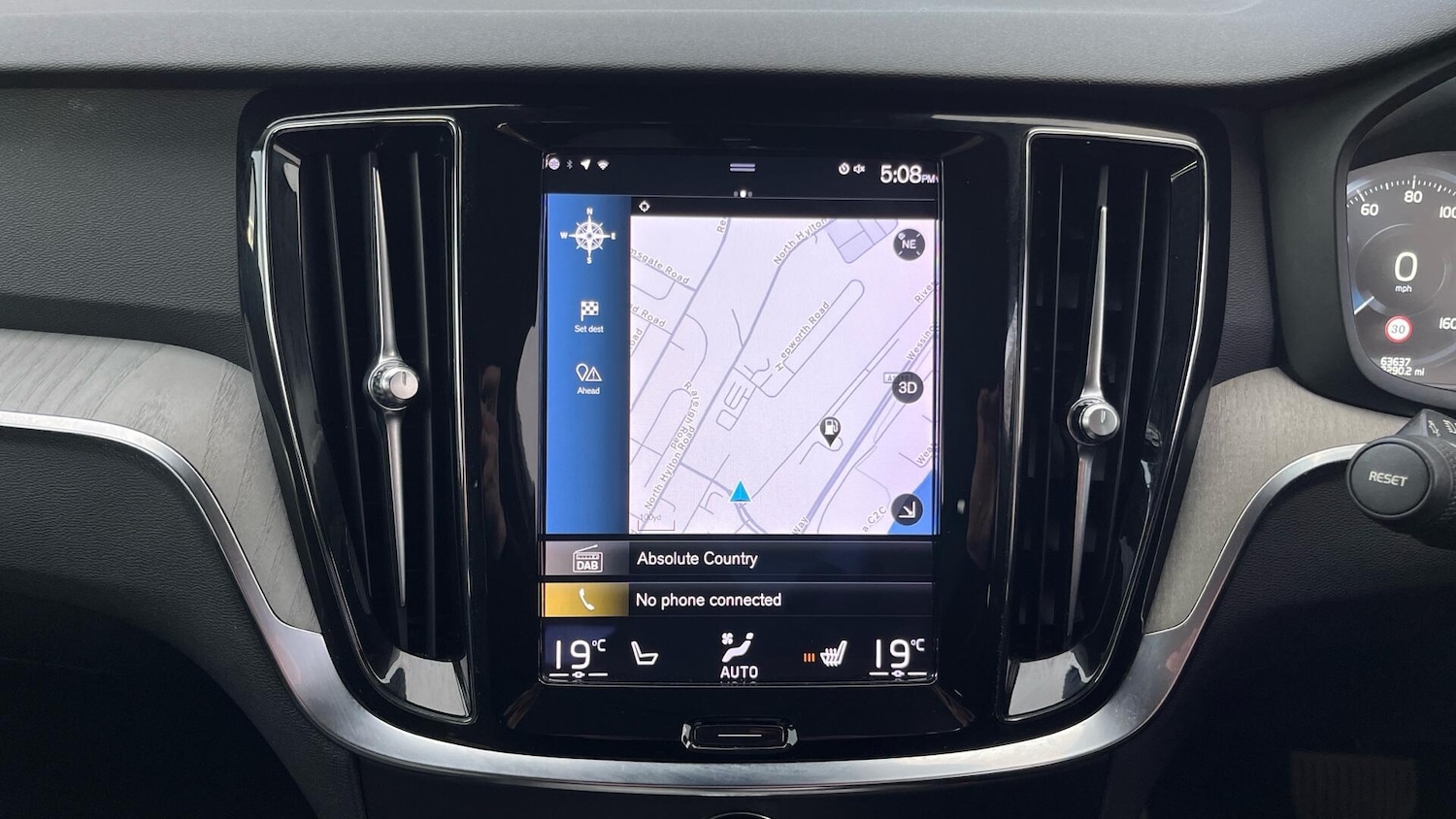 Used Volvo V60 2021 for sale - 77411516: Photo 16