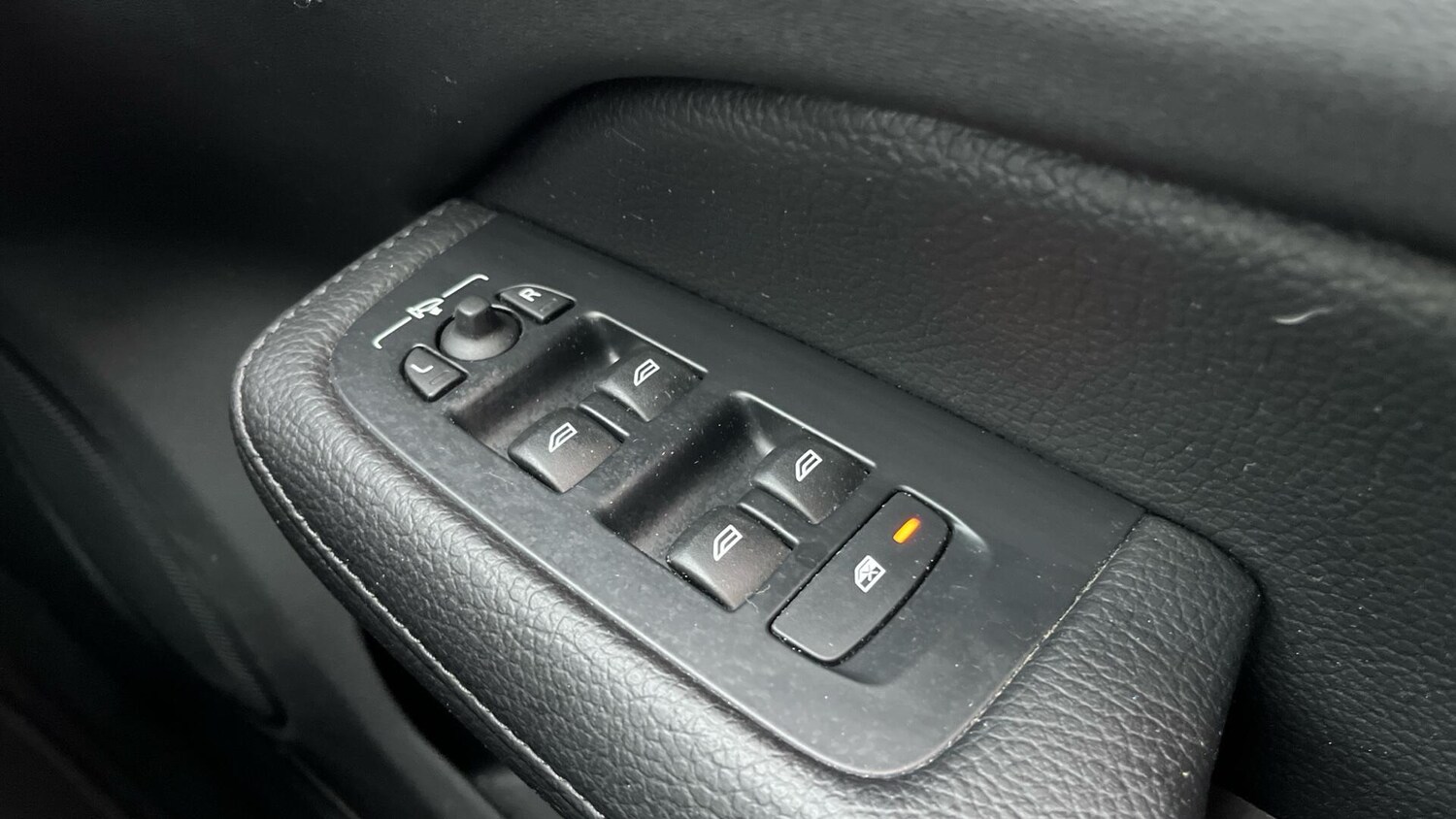 Used Volvo V60 2021 for sale - 77411516: Photo 22