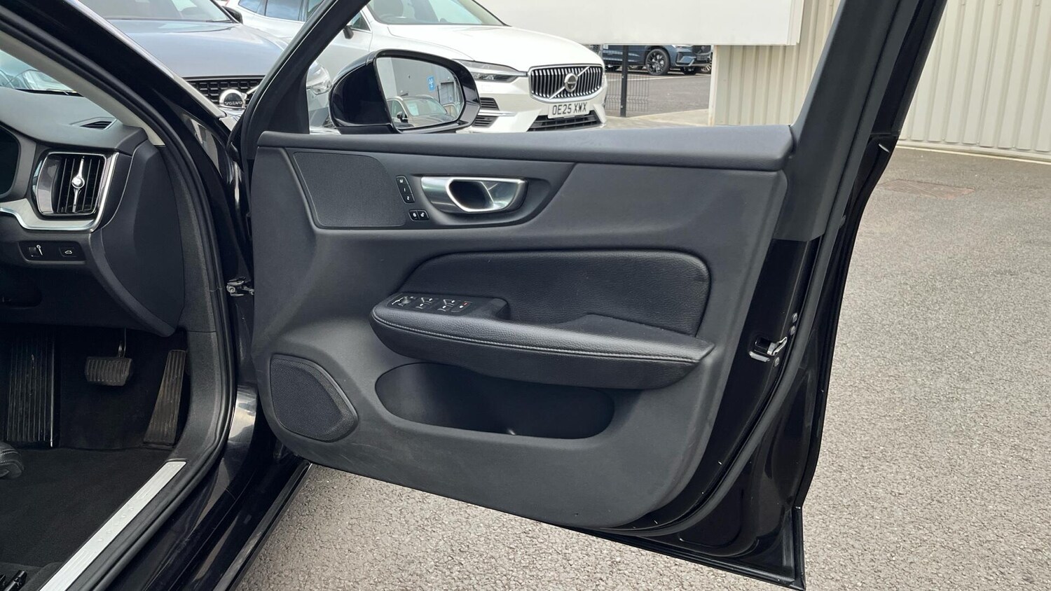 Used Volvo V60 2021 for sale - 77411516: Photo 27