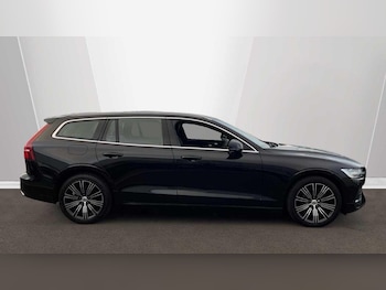 Used Volvo V60 2021 for sale - 77411516: Photo