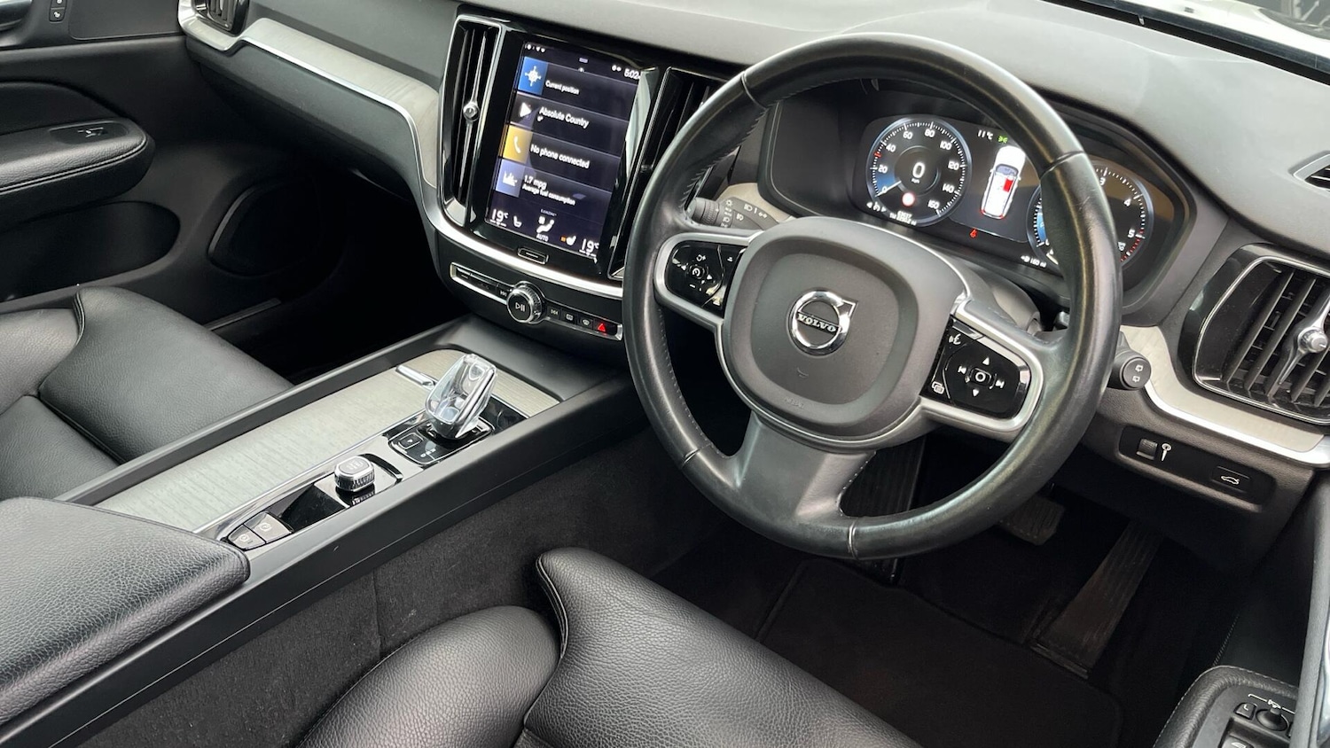 Used Volvo V60 2021 for sale - 77411516: Photo 4