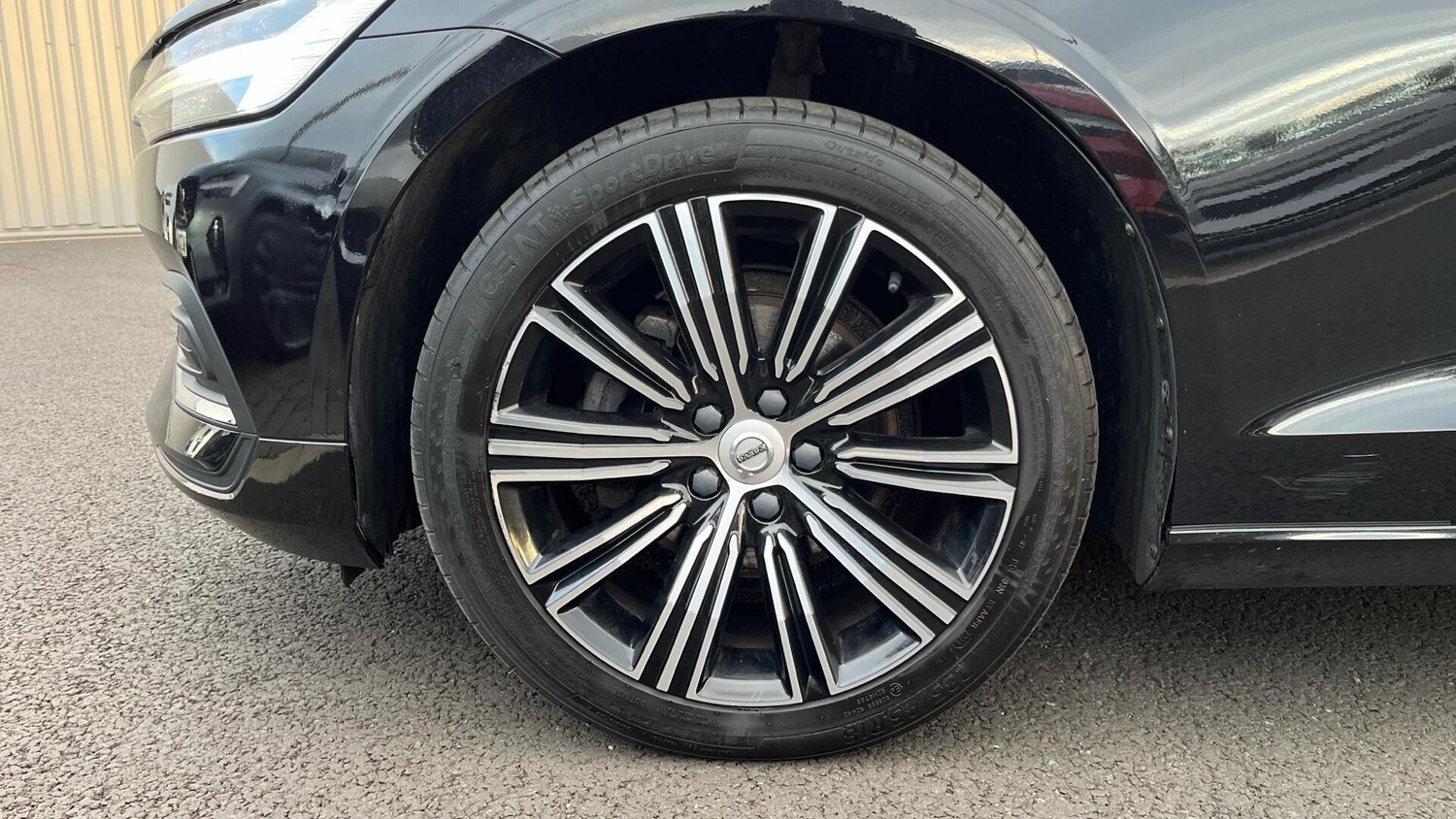 Used Volvo V60 2021 for sale - 77411516: Photo 40