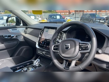 Used Volvo XC90 2025 for sale - 79453440: Photo