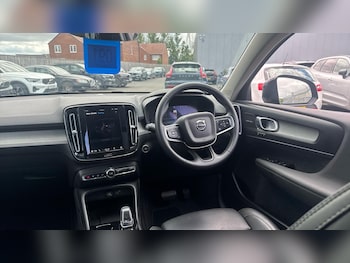 Used Volvo XC40 2025 for sale - 79577029: Photo