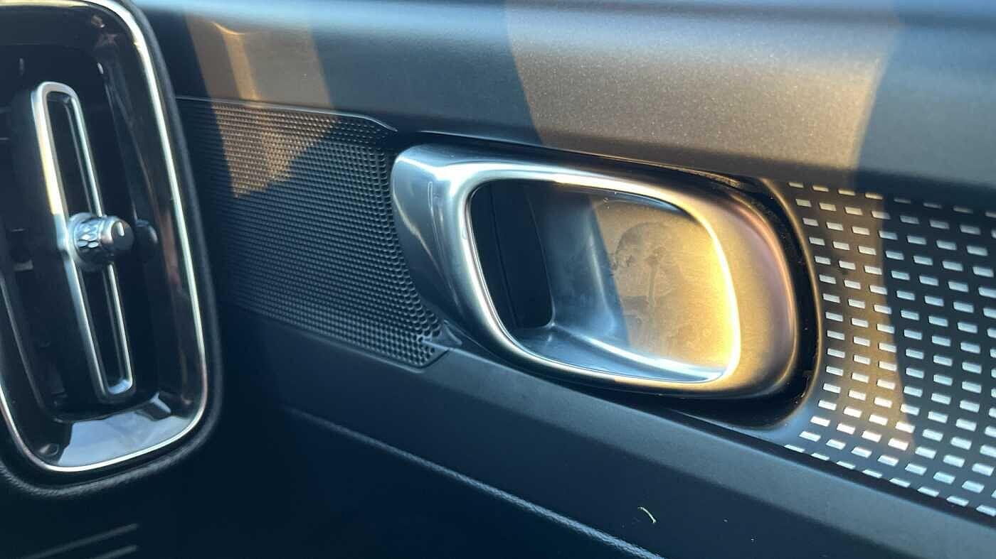 Used Volvo XC40 2019 for sale - 77028968: Photo 36