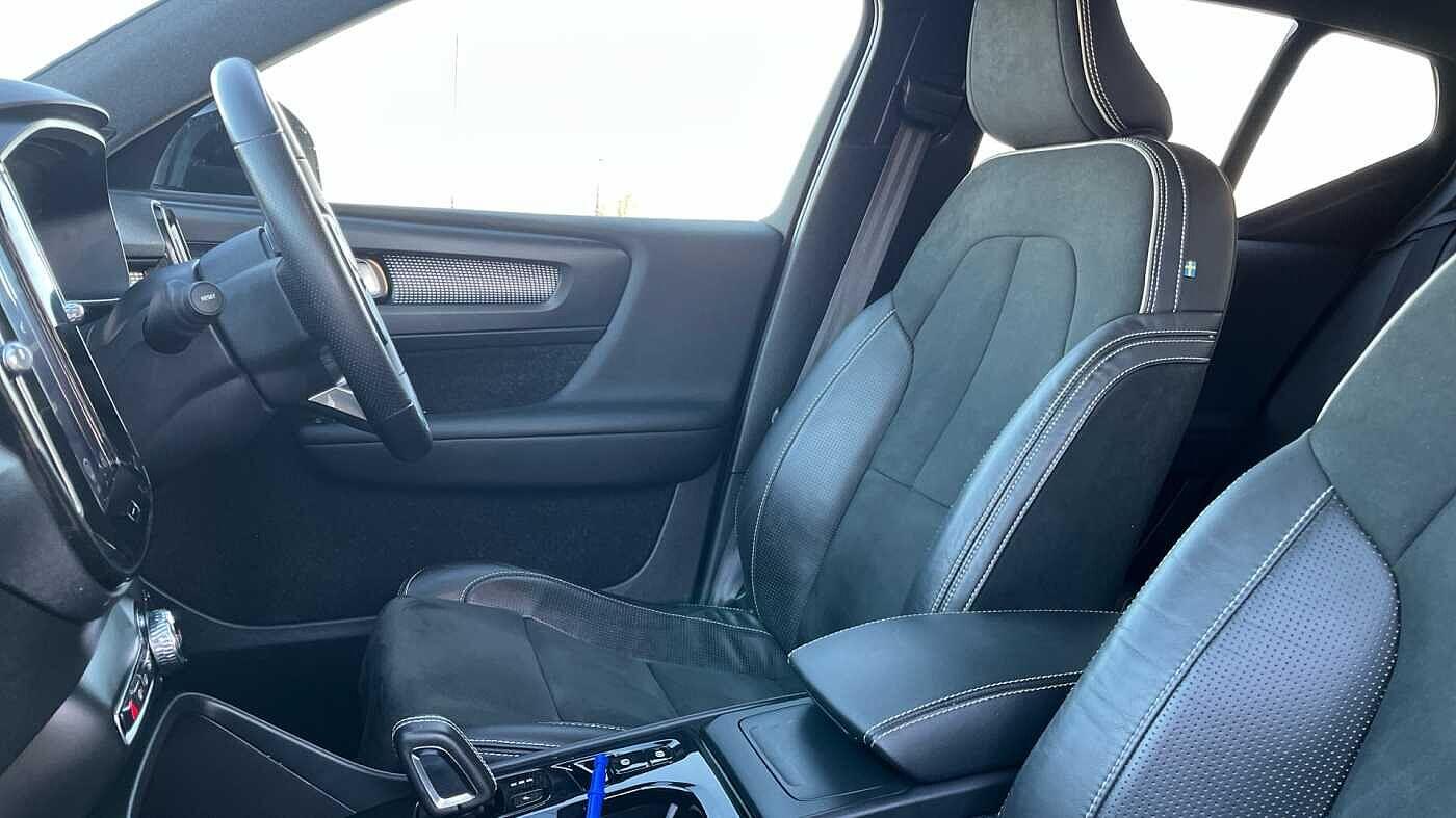 Used Volvo XC40 2019 for sale - 77028968: Photo 53