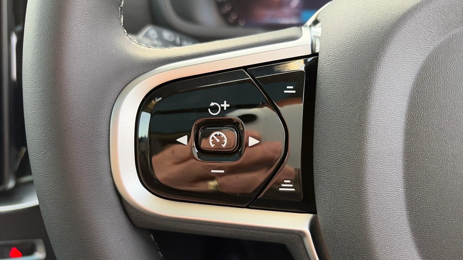 Used Volvo XC90 2025 for sale - 76592189: Photo 20