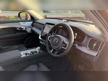 Used Volvo XC90 2025 for sale - 76592189: Photo