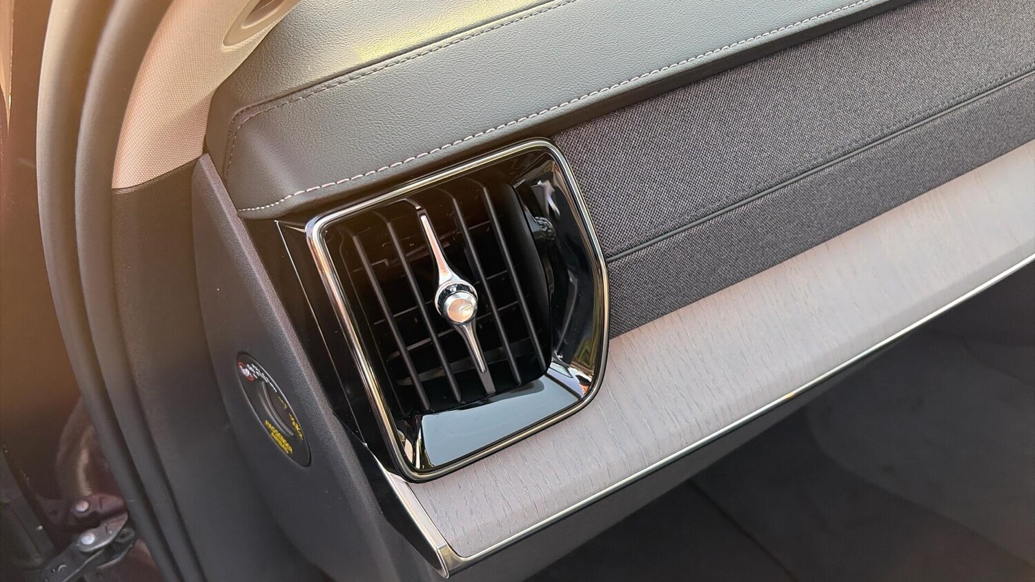 Used Volvo XC90 2025 for sale - 76592189: Photo 51