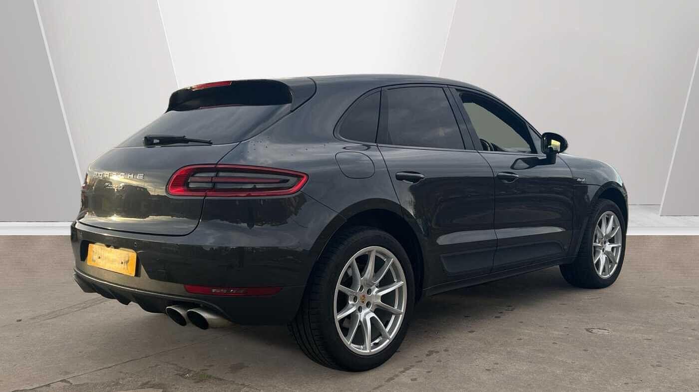 Used Porsche Macan 2016 for sale - 77029439: Photo 2