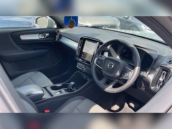 Used Volvo XC40 2024 for sale - 78623465: Photo