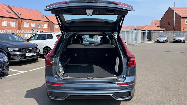 Used Volvo XC60 2025 for sale - 75577572: Photo 13