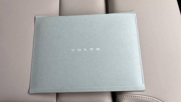 Used Volvo XC60 2025 for sale - 75577572: Photo 14