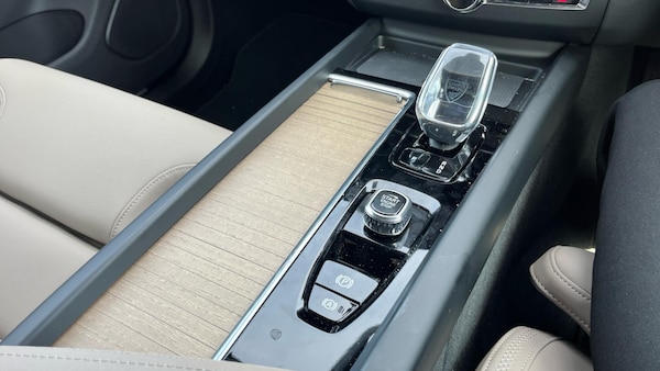 Used Volvo XC60 2025 for sale - 75577572: Photo 24
