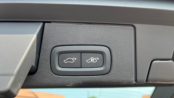 Used Volvo XC60 2025 for sale - 75577572: Photo 32