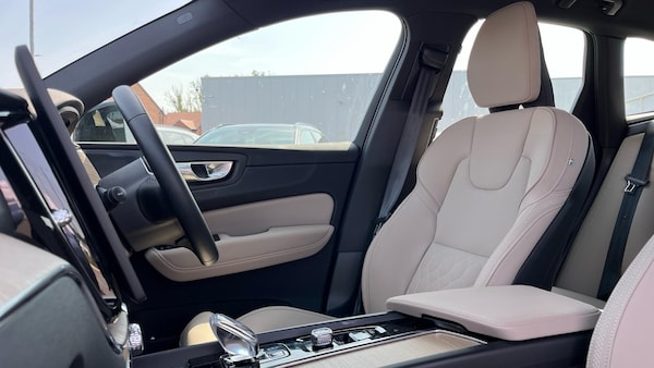 Used Volvo XC60 2025 for sale - 75577572: Photo 51
