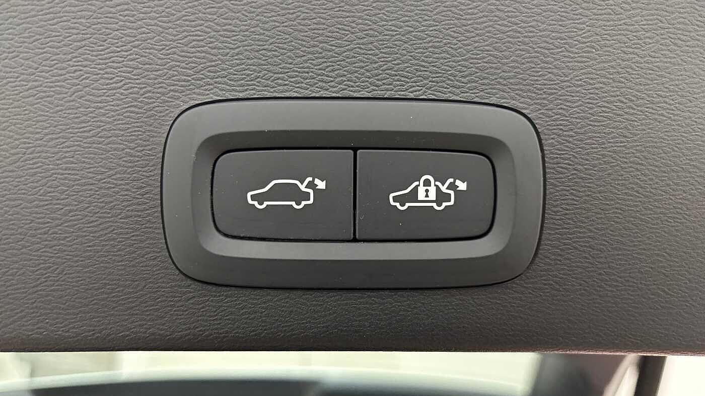 Used Volvo XC40 2025 for sale - 76499049: Photo 19