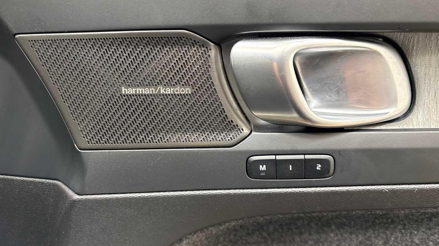 Used Volvo XC40 2025 for sale - 76499049: Photo 27