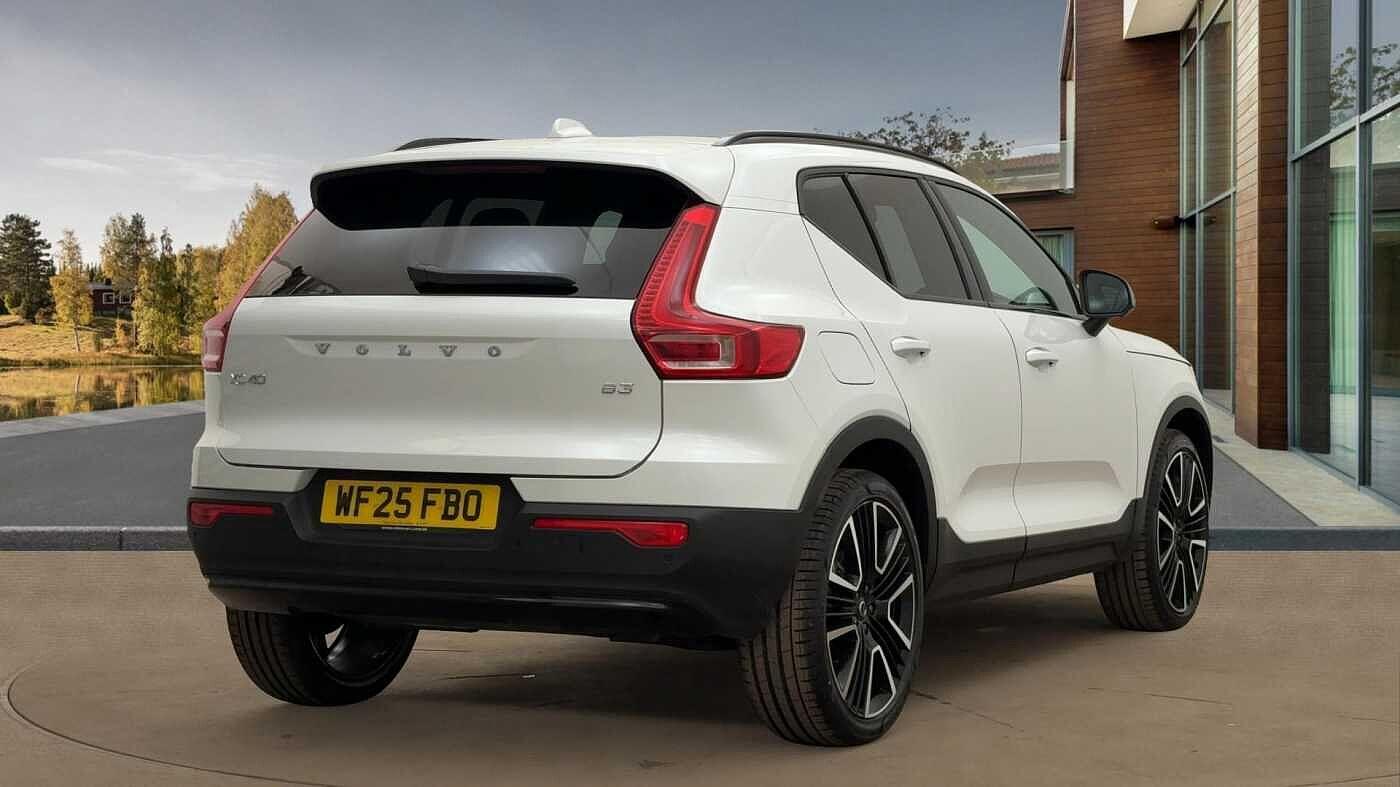 Used Volvo XC40 2025 for sale - 76499049: Photo 3