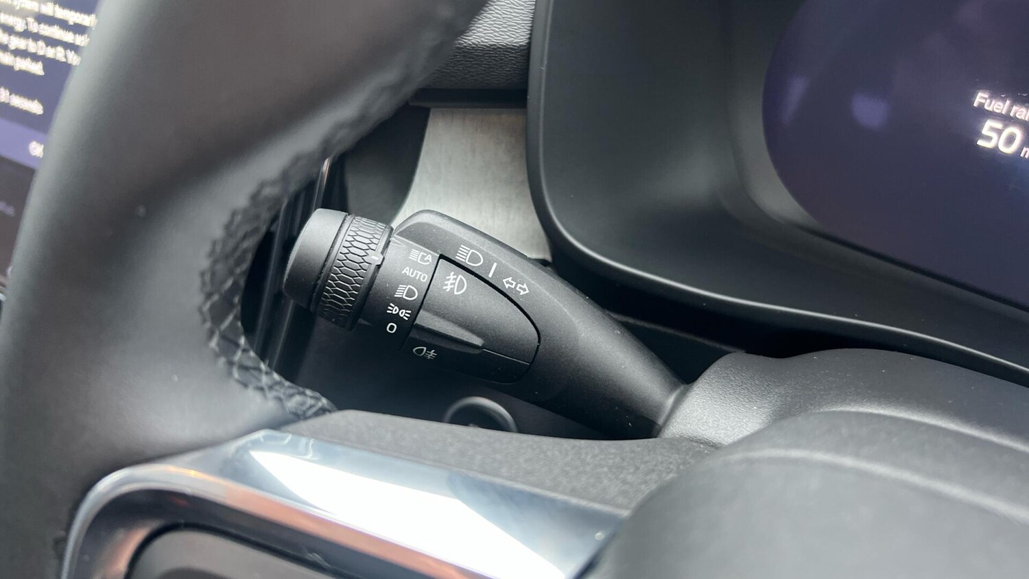 Used Volvo XC40 2025 for sale - 76886438: Photo 19