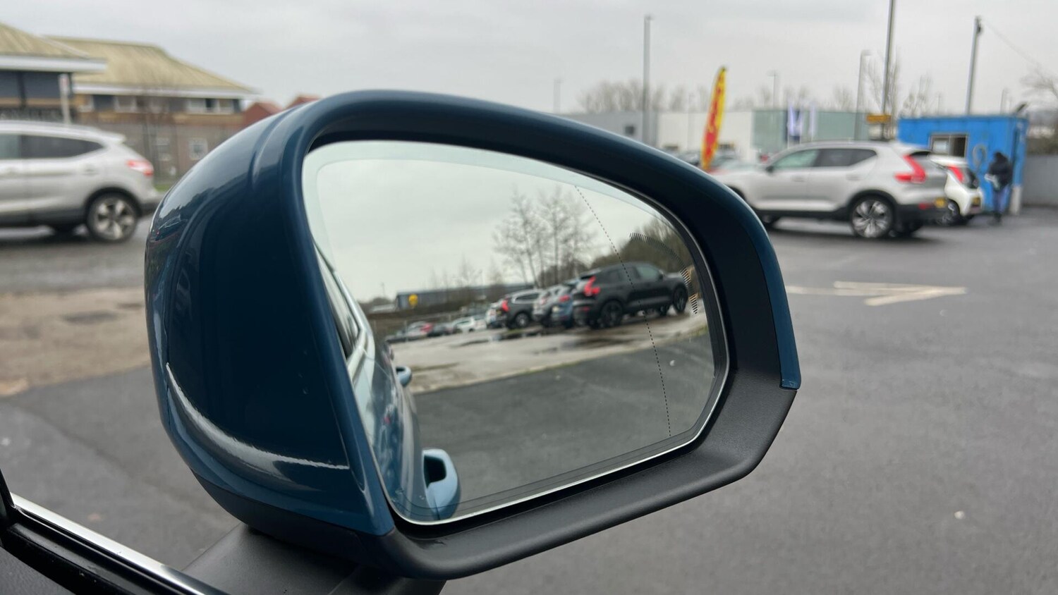 Used Volvo XC40 2025 for sale - 76886438: Photo 31