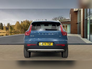 Used Volvo XC40 2025 for sale - 76886438: Photo