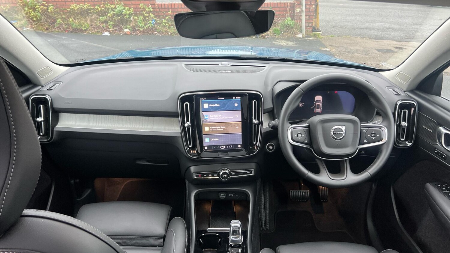 Used Volvo XC40 2025 for sale - 76886438: Photo 5