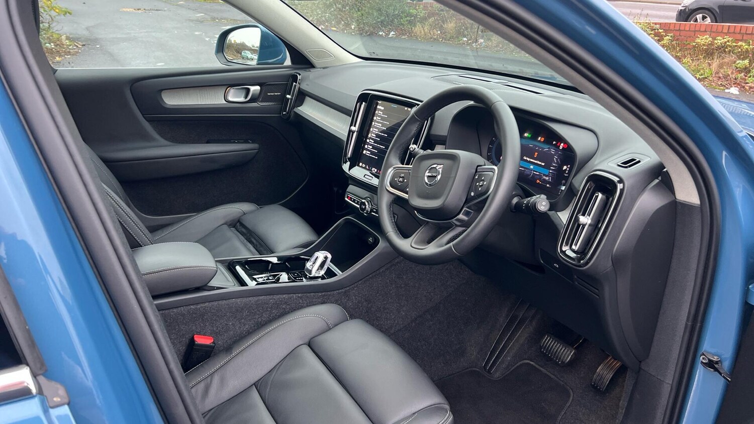 Used Volvo XC40 2025 for sale - 76886438: Photo 53