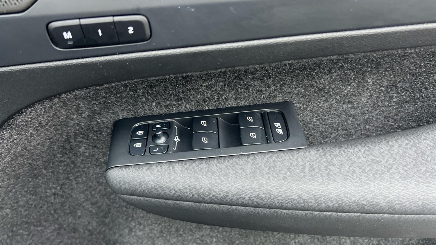 Used Volvo XC40 2025 for sale - 76886438: Photo 55