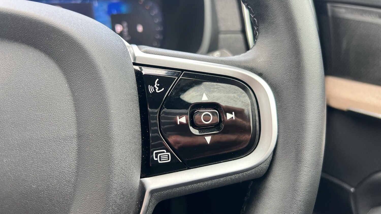 Used Volvo XC90 2025 for sale - 78048195: Photo 22