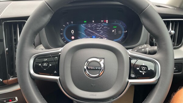 Used Volvo XC60 2024 for sale - 75233044: Photo 10