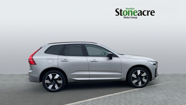Used Volvo XC60 2024 for sale - 75233044: Photo 3