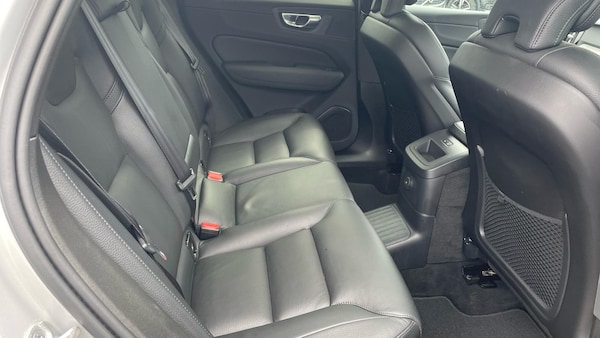 Used Volvo XC60 2024 for sale - 75233044: Photo 6